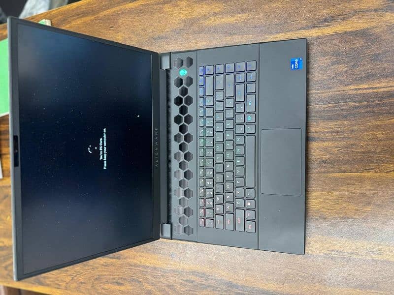 Dell Alienware m16 R1 6