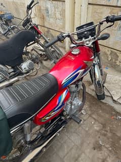 Honda CG 125 2022, All paper clear baike me koi kam nai hi.