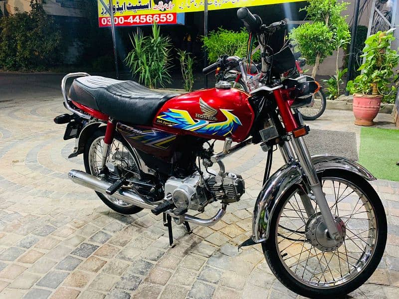 Honda bike for sale 10/10 Condition one hand use 0