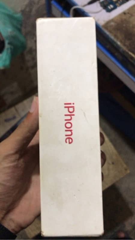 iphone 7plus pta 128gb with box chrger urgent sale need monnny 1