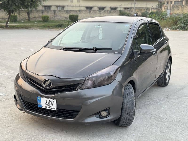 Toyota Vitz 2011/15 URGENT SALE 0311-5888568 3