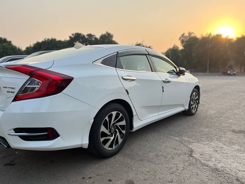 Civic UG B2B Geniune (37,000)km drive 4