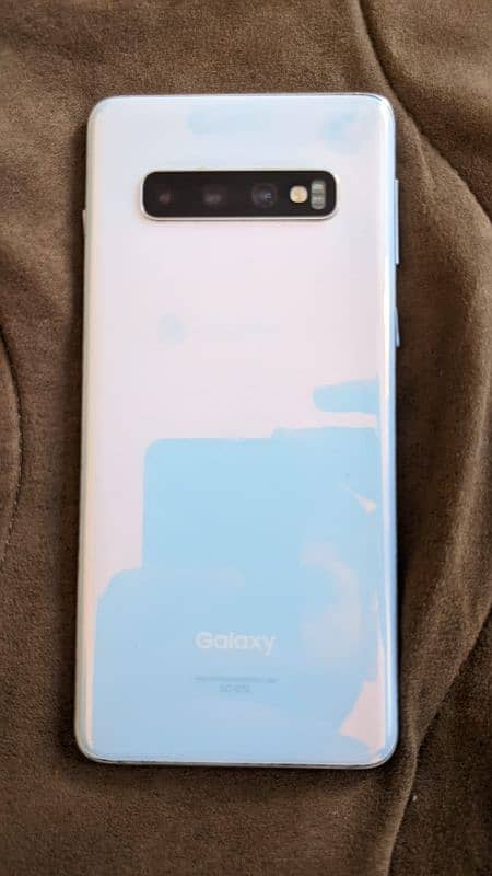 Samsung Galaxy S10 ( 8Gb 128Gb ) 1