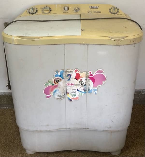 Haier Semi Automatic Washing Machine 3