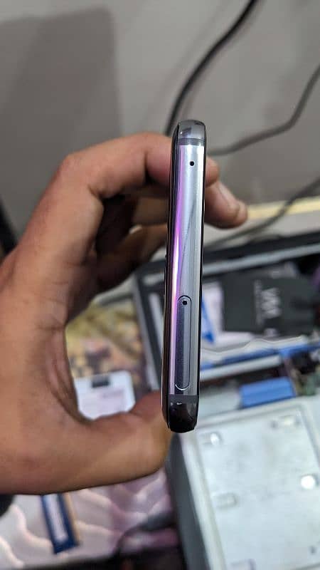 Lg G7 Thinq New condition 2