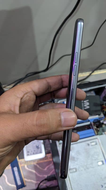 Lg G7 Thinq New condition 3