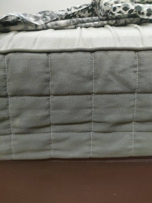 King Size Bed With Double Spring Metters 4