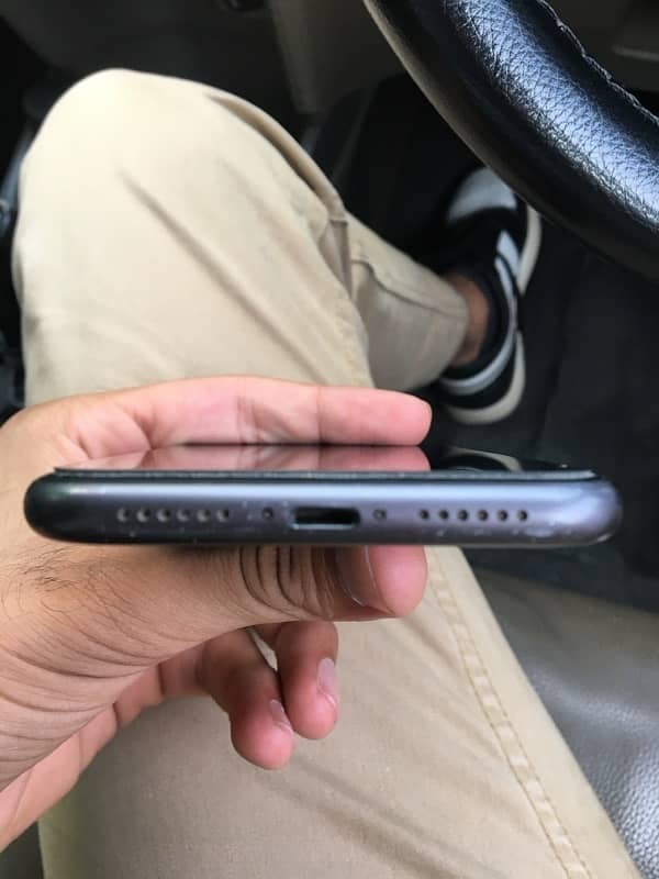 IPhone 11 64gb jv non pta 4