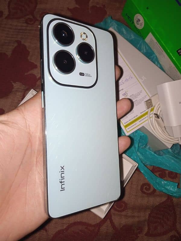 infinix Hot 40 Pro 10BY10 CONDITION 2