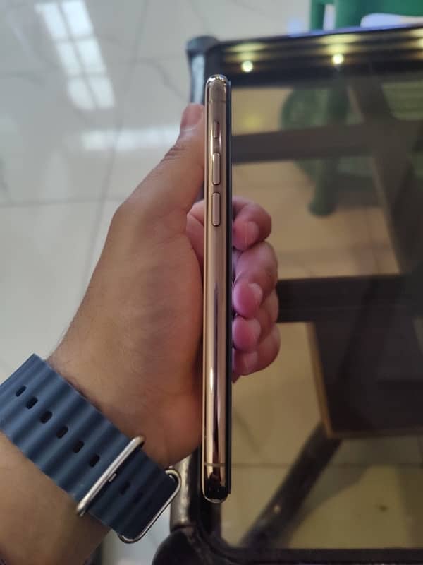 iphone 11 pro waterpack 256 GB 3