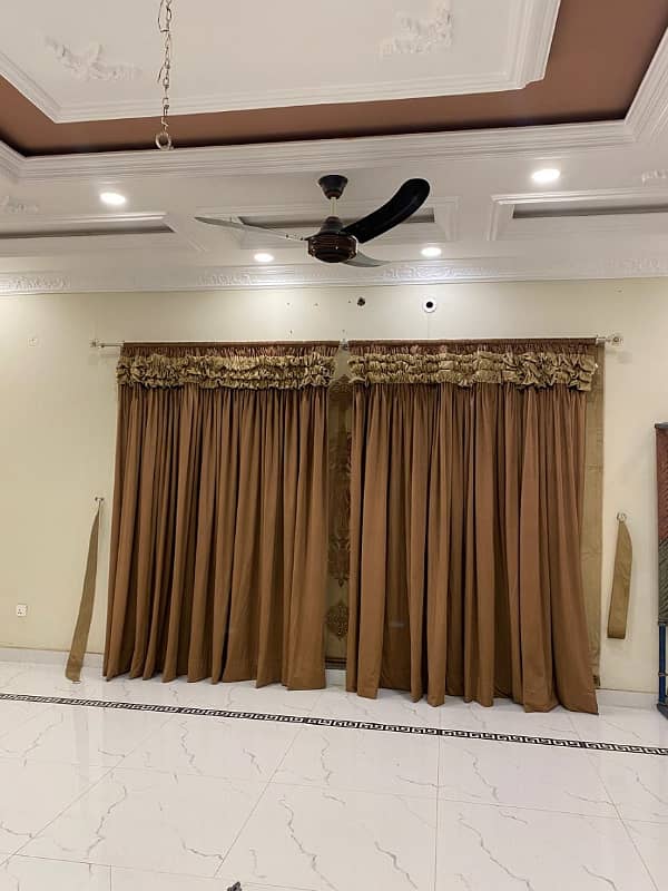 1 KANAL SEMI FURNISH HOUSE AVAILEBAL FOR RENT IN BAHRIA TOWN LAHORE 4