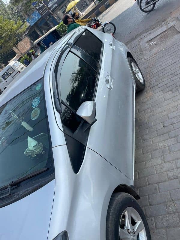 Toyota Vitz 2018 1