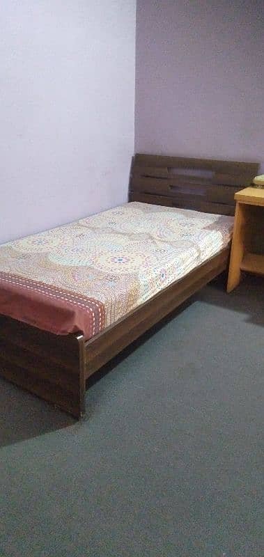 2 single bed with mattress 0