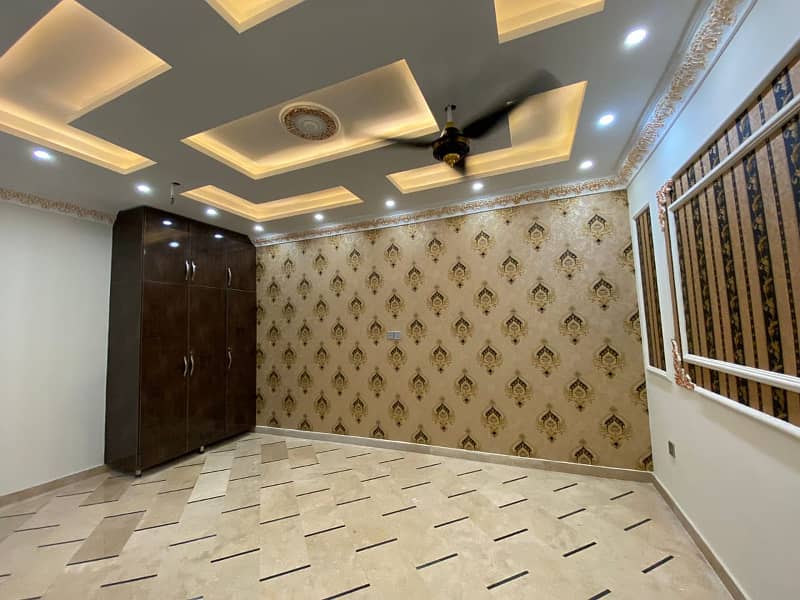 Stunning House available for sale in SJ Garden, Lahore 15