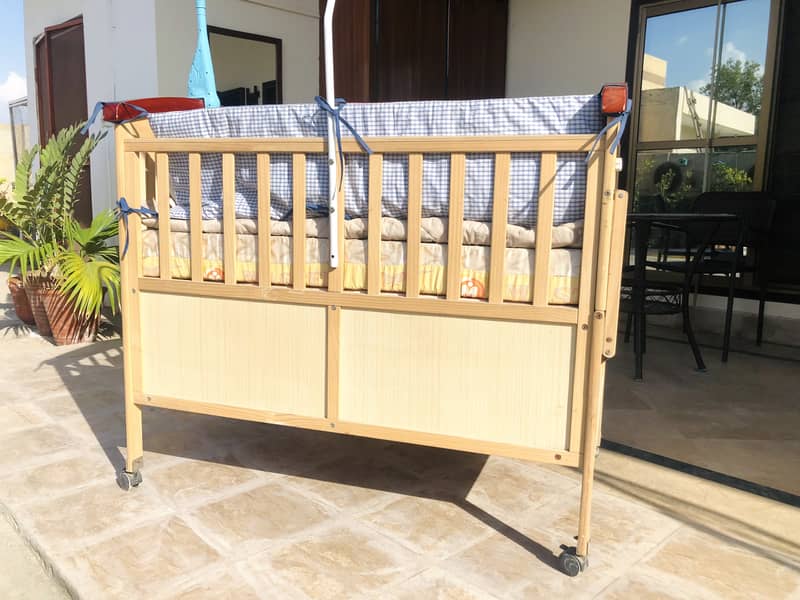 Kids Cot | Baby Cot | Wooden Coat | Bay Cot for sale 3