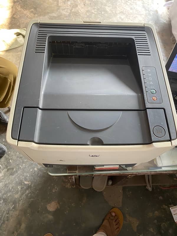 HP laser jet  P2015 2