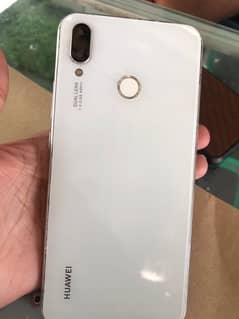 Huawei Nova 3i 4GB /128 Condition 10/8  with Box open Repariedwarranty