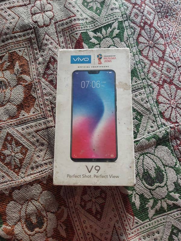 vivo v9 original with box and charger good condition 2