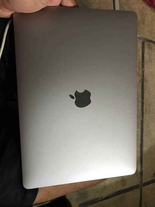 MacBook Pro 13-inch, 2017 2