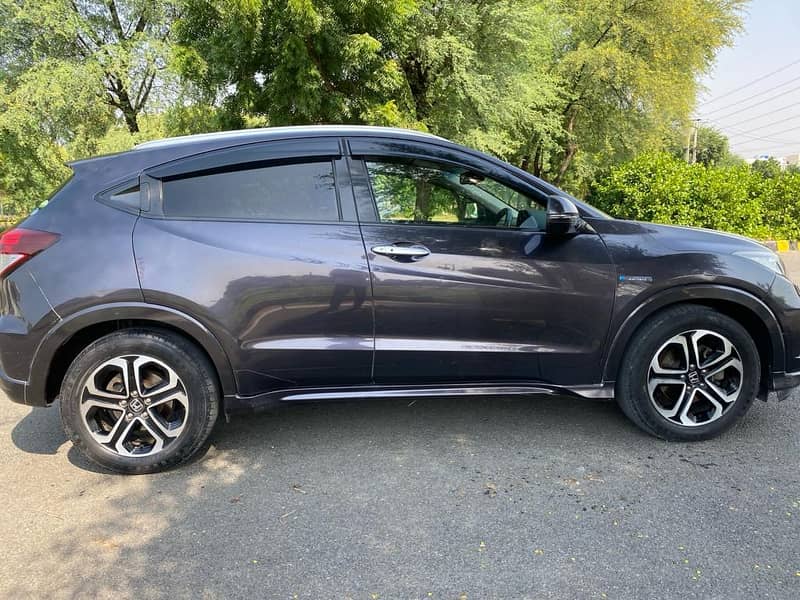 Honda Vezel 2015 0