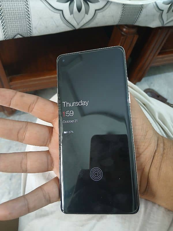 one plus 8  ram 12 gb rom 256 gb All ok mbl he 3