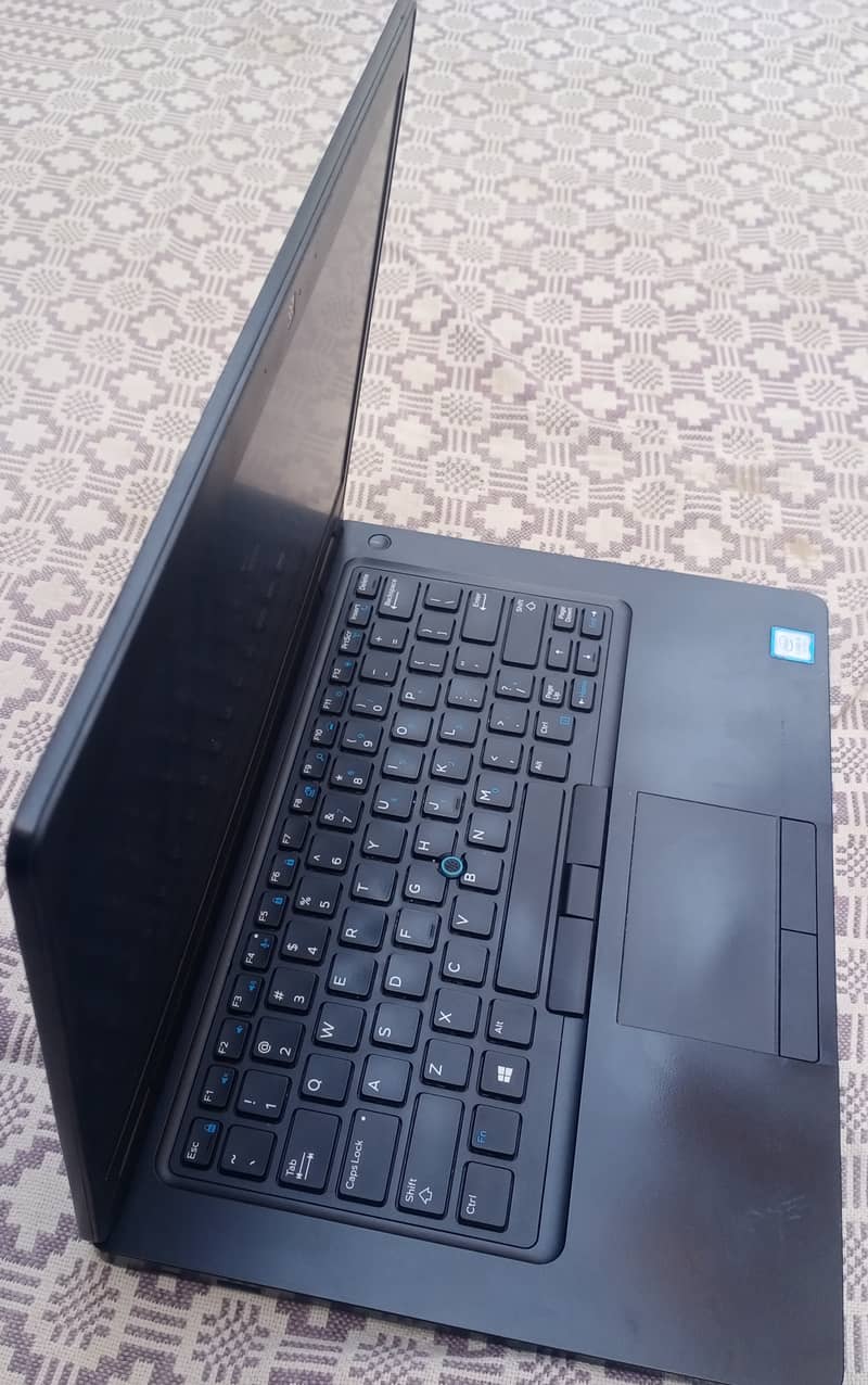 Dell Latitude 5490 Core i3 7th Generation 1