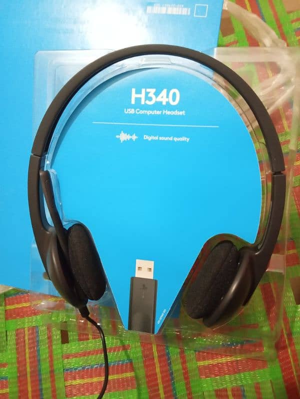 logitech Headphone H340 0