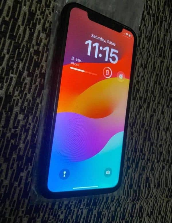 iphone XR 1