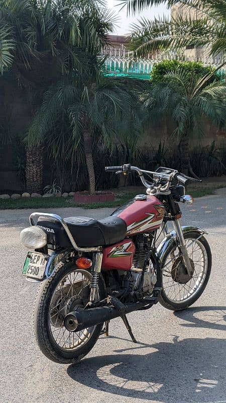 Honda CG125 Black Color 0