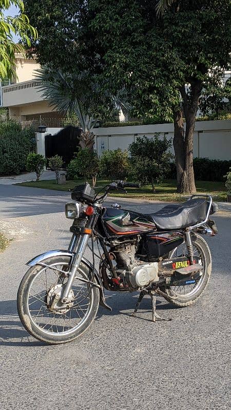 Honda CG125 Black Color 1