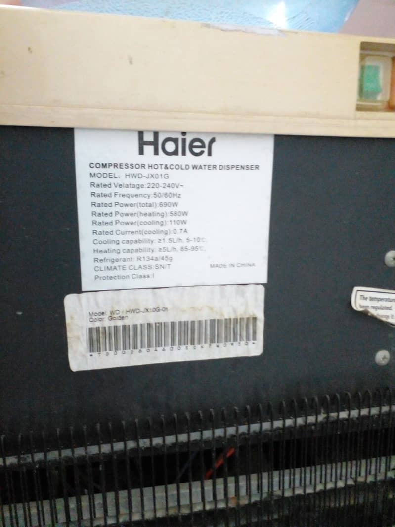 Haier Water Dispenser in excellent conditon 3