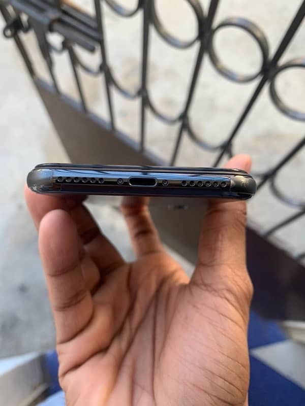 IPhone X 64Gb Non PTA 2