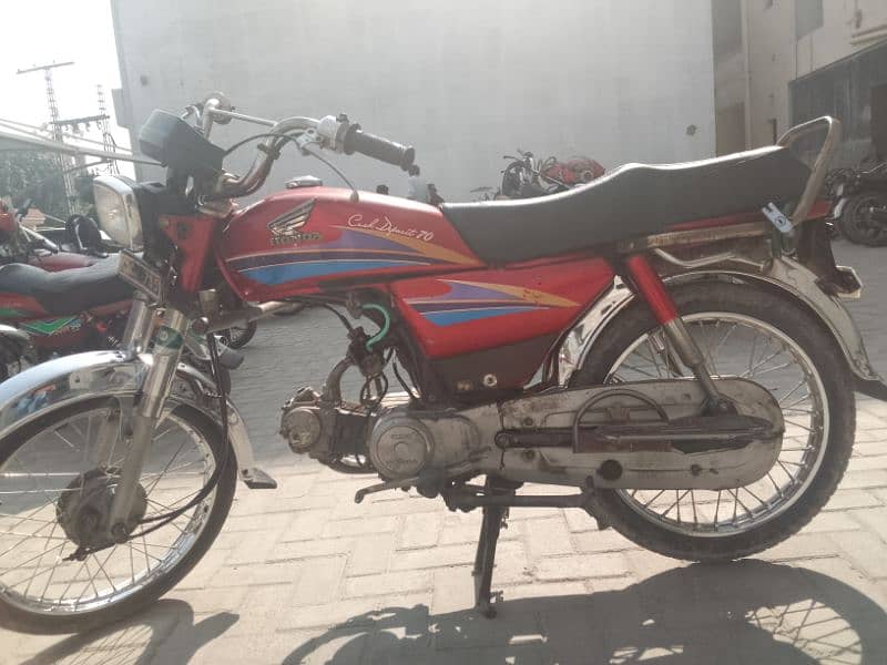 Honda CD 70 7