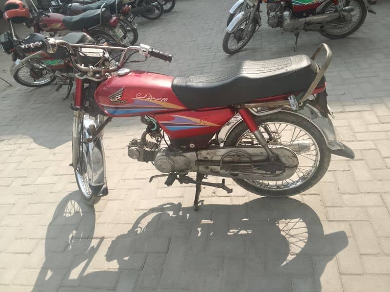 Honda CD 70 16