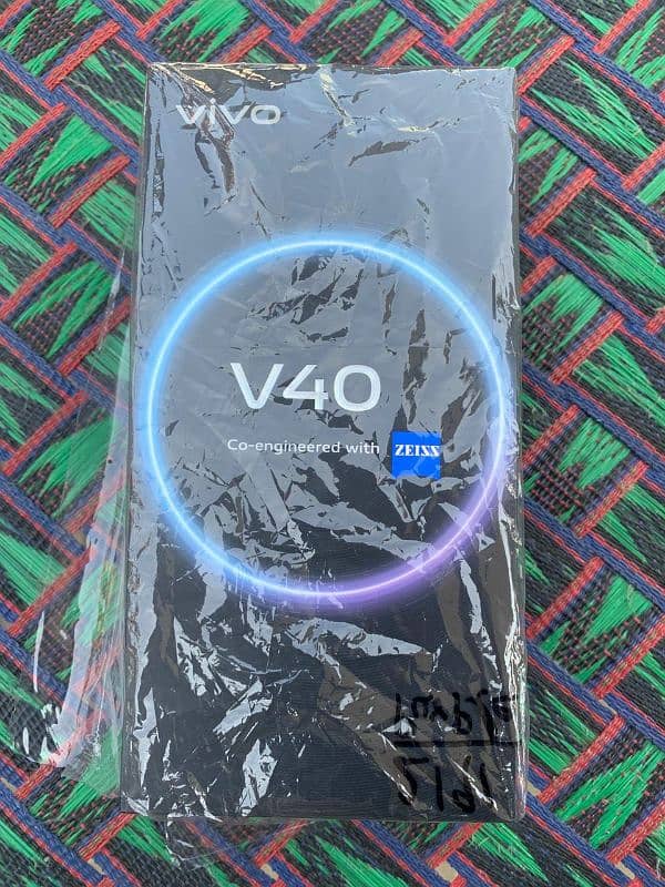 Vivo v40 10 by 10 1