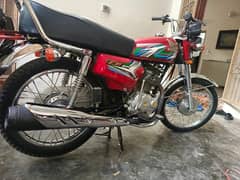 Honda 125 Red