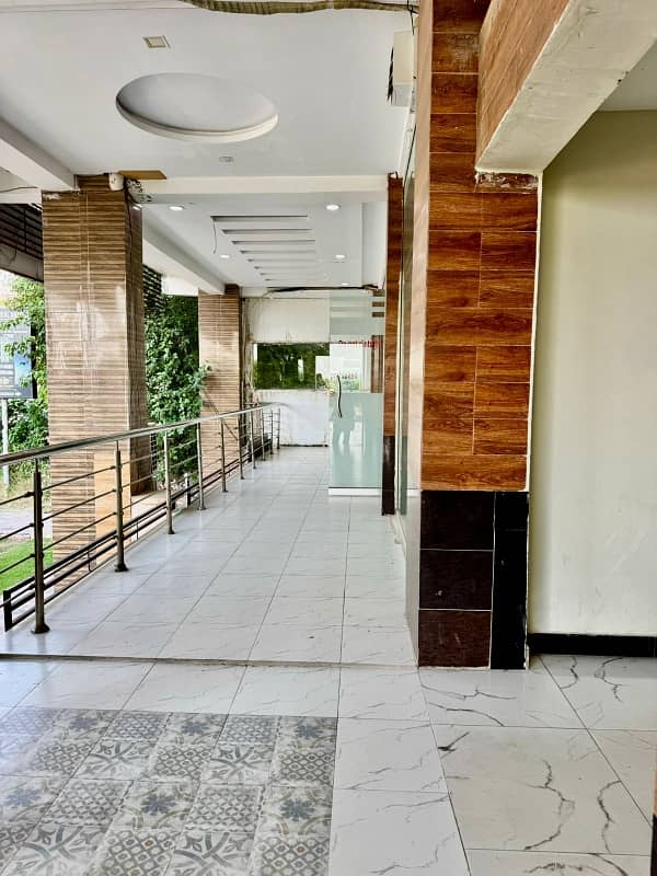 1700 Square Feet Luxurious Ground Floor Flat For Rent Enjoy A Beautiful Ambience, Ample Car Parking And A Neat & Clean Environment Perfect For Your Next Venture 0