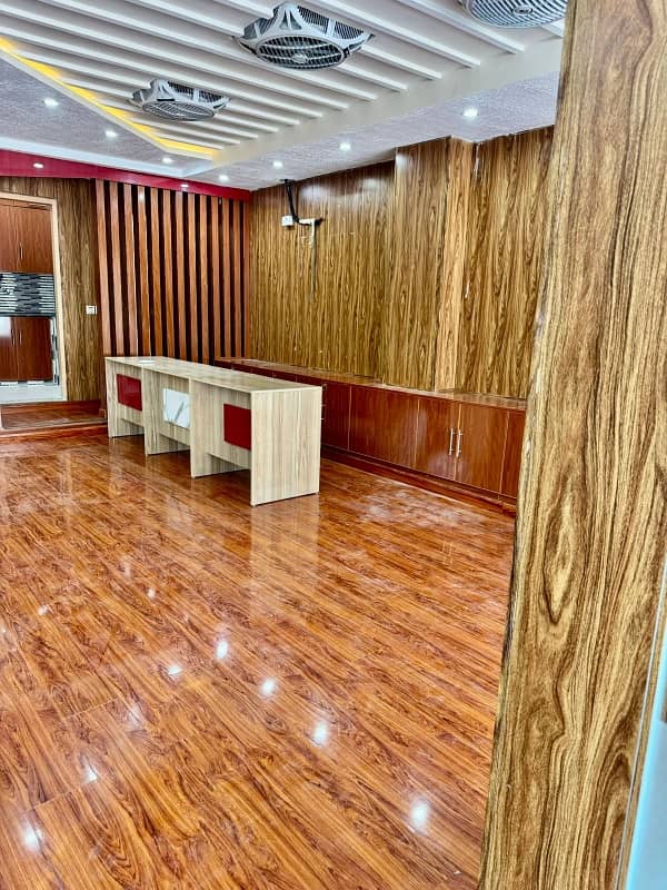 1700 Square Feet Luxurious Ground Floor Flat For Rent Enjoy A Beautiful Ambience, Ample Car Parking And A Neat & Clean Environment Perfect For Your Next Venture 4