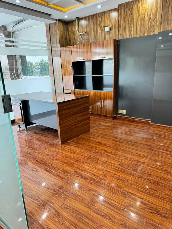 1700 Square Feet Luxurious Ground Floor Flat For Rent Enjoy A Beautiful Ambience, Ample Car Parking And A Neat & Clean Environment Perfect For Your Next Venture 19