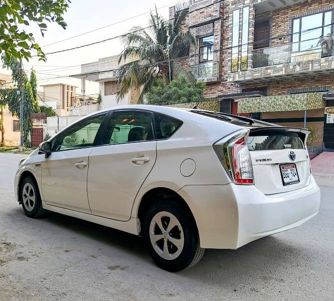 Toyota Prius S led 2013 9