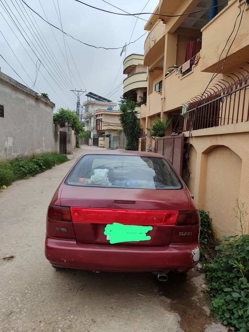 Nissan Sunny  1999 automatic 9