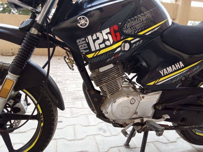 Yamaha YBR 125G model 2021 urgent sale 13