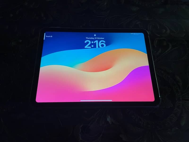 IPad 10th generation 64 GB Brand New Condition 1