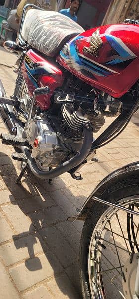 100 % original  new bike good engine smooth right 2