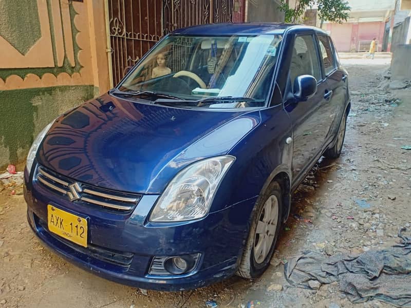 Suzuki Swift 2012 DLX 0