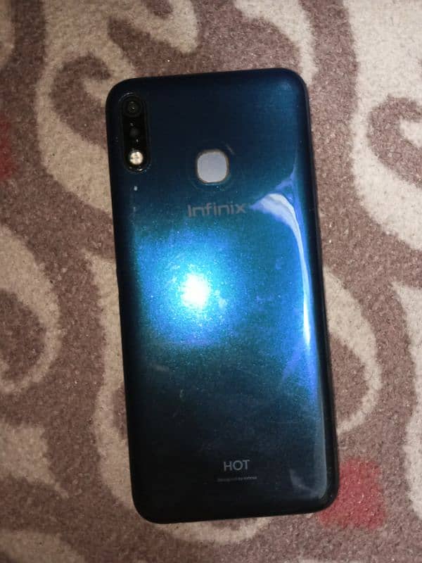 Infinix Hot 8 lite 1