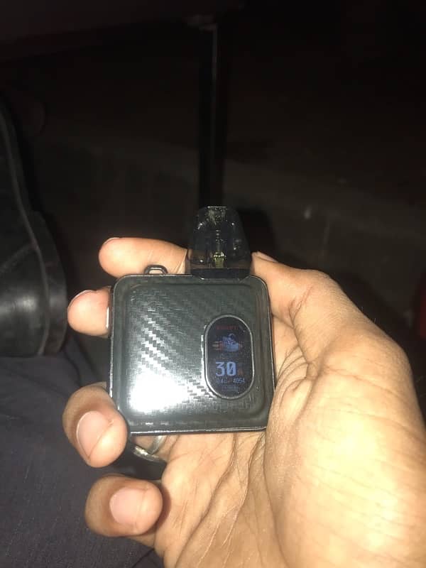 Oxva Sq Pro with box pod vape 4