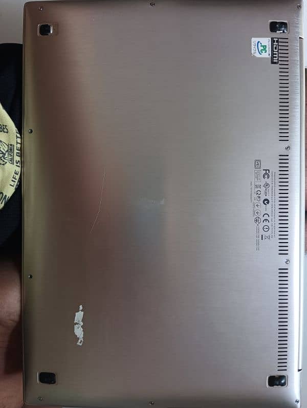 Asus UX31A Slim 12