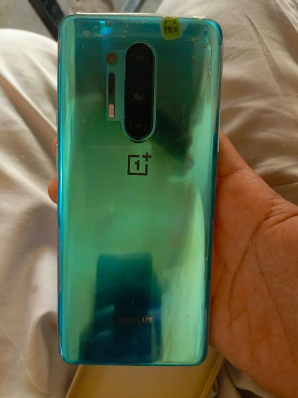 OnePlus 8 pro  12/256 screen ma dot hai thora sa 3