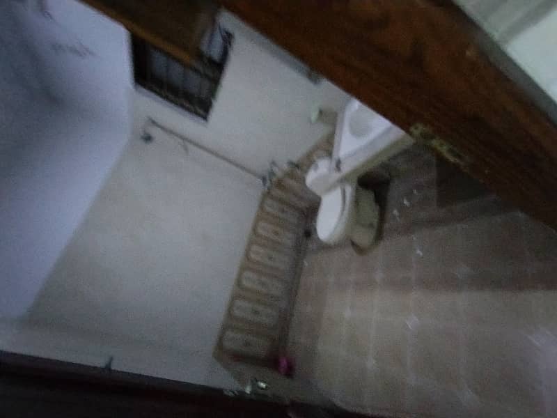 Ground Portion for rent in G15 size 12 Marla water gas electricity All facilities separate gas electricity meters Near to mini market masjid park Best location More Five options available 6